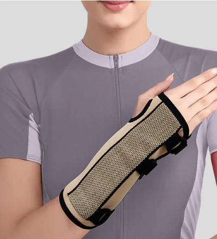 Flam Wrist Cock Up Splint Beige/Black